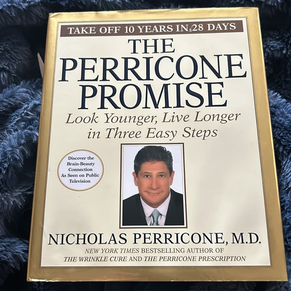 Book hardcover The Perricone Promise written by Nicolas Perricone, MD